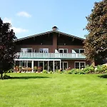 Garni Haaster Krug Otte Szálloda 3*